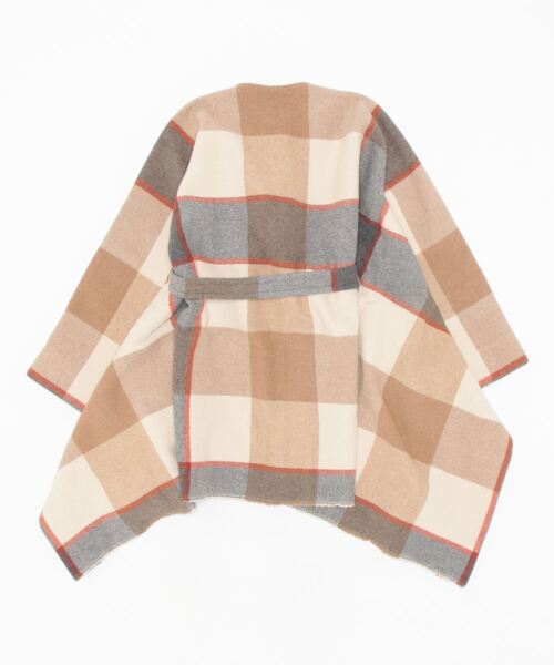A.P.C.(アーペーセー)の「CAPE YUMA 22A(ポンチョ・レディース・マルチ・ONESIZE)」の2枚目の写真