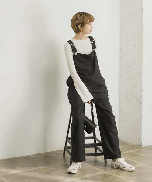 URBAN RESEARCH（アーバンリサーチ）の「前後2WAYフレアスリーブシアーカットソー（Tシャツ/カットソー・レディース・ホワイト/ベージュ/ブルー/ボルドー・FREE）」の16枚目の写真