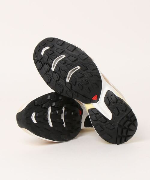 SALOMON（サロモン）の「【SALOMON】XT‐WINGS 2（スニーカー・レディース・ライトベージュ・24cm/25cm/23cm）」の3枚目の写真