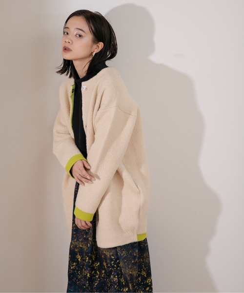 Eimee Law(エイミーロウ)の「Wフェイスミドル丈ニットカーディガン(カーディガン/ボレロ・レディース・グレー/ライトベージュ/モカ/チャコールグレー・38)」の4枚目の写真