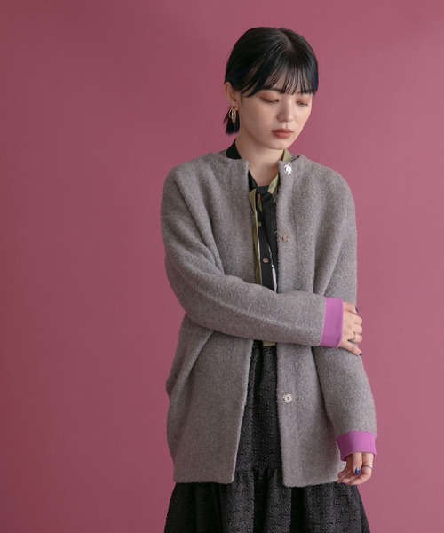 Eimee Law(エイミーロウ)の「Wフェイスミドル丈ニットカーディガン(カーディガン/ボレロ・レディース・グレー/ライトベージュ/モカ/チャコールグレー・38)」の11枚目の写真