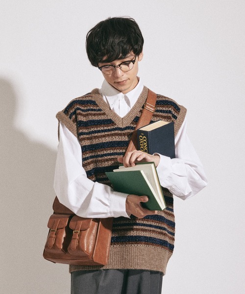 MUHET(ミュエータ)の「アソートニットベスト(ベスト・レディース・ブラック/ダークグリーン/ネイビー/ブラウン/ライトグリーン/マスタード・MEDIUM/X-LARGE)」の2枚目の写真