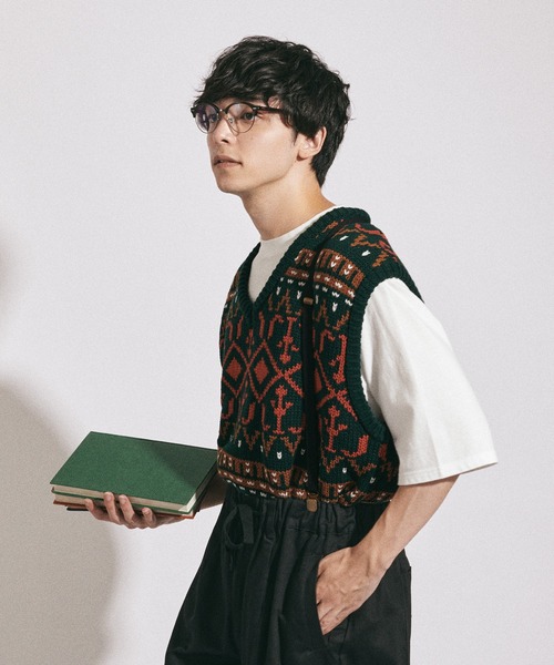 MUHET(ミュエータ)の「アソートニットベスト(ベスト・レディース・ブラック/ダークグリーン/ネイビー/ブラウン/ライトグリーン/マスタード・MEDIUM/X-LARGE)」の19枚目の写真