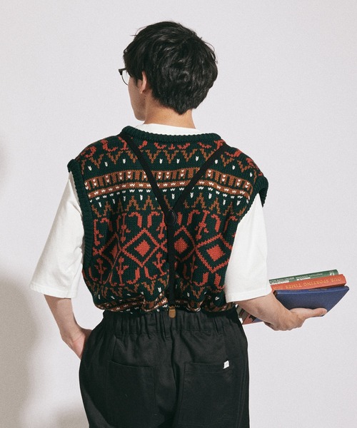 MUHET(ミュエータ)の「アソートニットベスト(ベスト・レディース・ブラック/ダークグリーン/ネイビー/ブラウン/ライトグリーン/マスタード・MEDIUM/X-LARGE)」の8枚目の写真