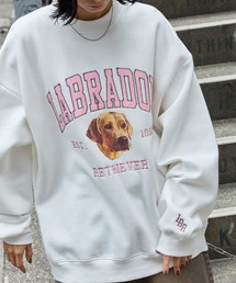 Labrador Retriever（ラブラドールリトリーバー）の「Labrador Retriever/ラブラドールレトリーバー 別注 カレッジロゴ刺繍 ビッグシルエット プルオーバースウェット（スウェット）」