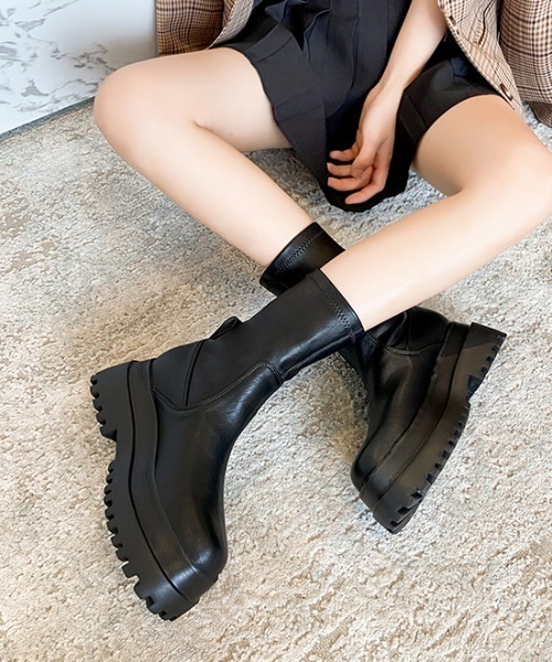 Shoes in Closet（シューズインクローゼット）の「厚底2段 トラックソール  ストレッチ フィット ブーツ 975（ブーツ・レディース・ブラック・LL/L/M/S）」の20枚目の写真