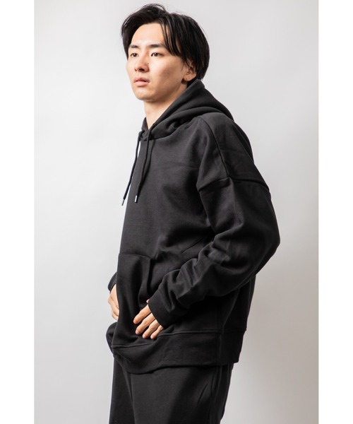 Beno（ビーノ）の「TCソフト裏起毛 オーバーシルエット プルオーバーパーカー（パーカー・メンズ・マスタード/ロイヤルブルー/ネイビー/ホワイト/グリーン/グレー/グレイッシュベージュ/ブラック・M/L/XL）」の9枚目の写真