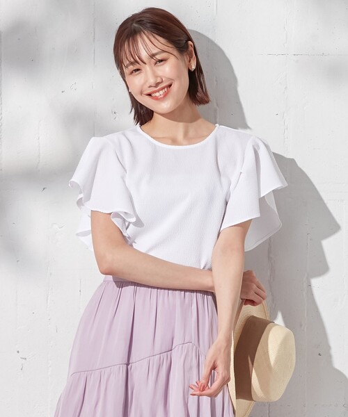 組曲(クミキョク)の「【洗える】さらっと快適サッカーフリルディテール ブラウス(Tシャツ/カットソー・レディース・アイボリー系/グリーン系/ブルー系/イエロー系/ネイビー系・7/6/5)」の2枚目の写真