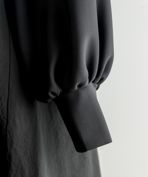 ear PAPILLONNER（イアパピヨネ）の「【SUM1 STYLE（スミスタイル）】セパレートボリュームスリーブワンピース（ワンピース・レディース・ブラック・FREE）」の6枚目の写真