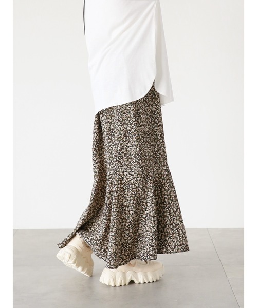 ehka sopo（エヘカソポ）の「小花柄アシンメトリーマーメイドスカート（スカート・レディース・ブラック/オフホワイト/グリーン・ﾌﾘ-）」の15枚目の写真