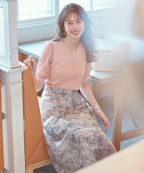 ANY SIS(エニィスィス)の「【洗える】水彩フラワープリント スカート(スカート・レディース・ライトグリーン系4/ブラック系4・2/3/1)」の3枚目の写真