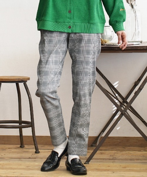 zootie（ズーティー）の「【待望のポケット復活！新感覚の穿き心地♪】エアパンツ［テーパード］（その他パンツ・レディース・ライトグリーン/アイボリー/チャコール/ブラック×グリーン/ベージュ/オリーブ/ネイビー/ライトブルー/ホワイト×ブラック/ベビーピンク/ブラック×グレー/ライトインディゴブルー/ケミカルウォッシュ/ブラック/ブラック系その他/グレー系その他/ブラウン/ダークベージュ/ホワイト系その他/インディゴブルー/キャメル/ミント/ブラック系その他2・L/LL/M/S/S1/M1/L1/LL1）」の6枚目の写真