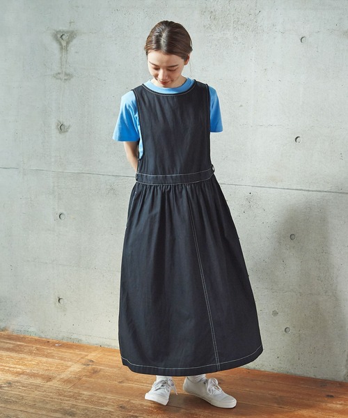 PAR ICI（パーリッシィ）の「強撚ギャバ エプロン付きワンピース（ジャンパースカート・レディース・ネイビー/ブラウン・FREE）」の13枚目の写真