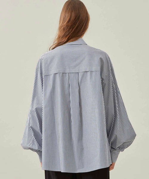 MATURED（マチュアード）の「【MATURED/マチュアード】ドレープスリーブストライプシャツ（シャツ/ブラウス・レディース・ネイビー/レッド・FREE）」の7枚目の写真