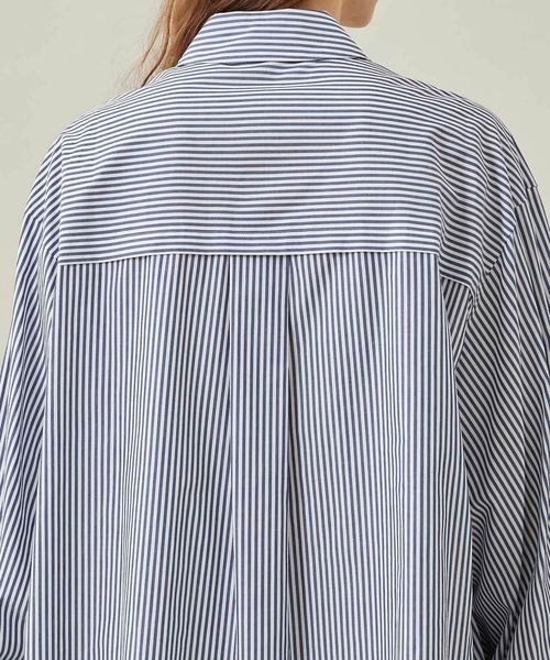 MATURED（マチュアード）の「【MATURED/マチュアード】ドレープスリーブストライプシャツ（シャツ/ブラウス・レディース・ネイビー/レッド・FREE）」の4枚目の写真