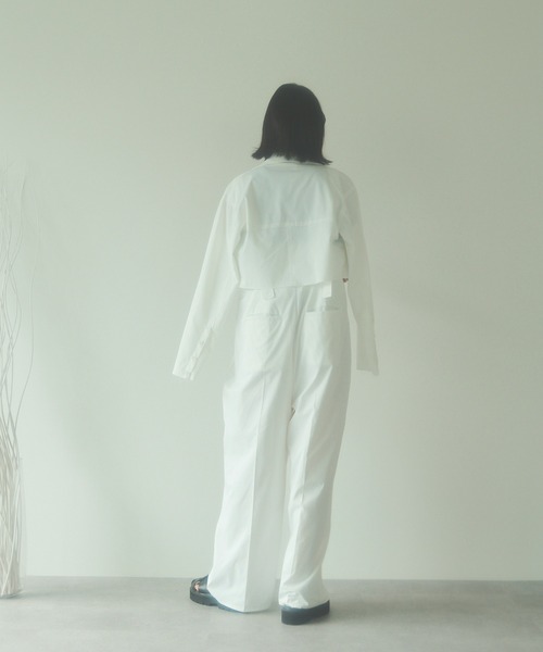 HANNE（アン）の「【セットアップ対応】カットオフクロップドシャツ（シャツ/ブラウス・レディース・ネイビー/オフホワイト・フリー）」の3枚目の写真