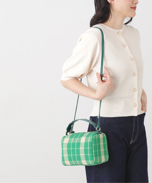 N.（N. Natural Beauty Basic）（エヌエヌナチュラルビューティーベーシック）の「◆波型ハンドルボストンショルダーバッグ（ショルダーバッグ・レディース・グリーン/アイボリー・ﾌﾘ-）」の6枚目の写真