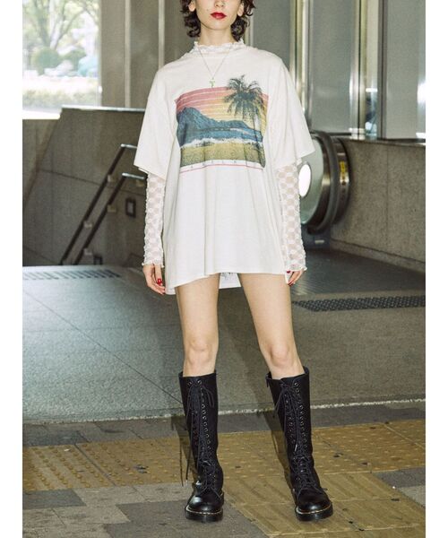 jouetie（ジュエティ）の「サーフグラフィックBIG Tシャツ【ユニセックス】（Tシャツ/カットソー・レディース・アイボリー/パープル/ブラック・MEDIUM）」の9枚目の写真