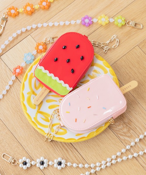 ガチャ詰めポーチ風♡キャンディバックキーホルダー、マーブルイチゴ