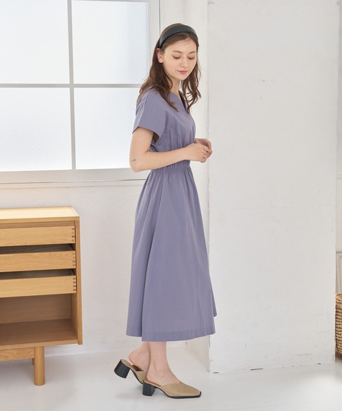 a:mure(アミュール)の「ウエストギャザーワンピース(ワンピース・レディース・ホワイト/ラベンダー・F)」の17枚目の写真