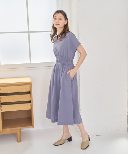 a:mure(アミュール)の「ウエストギャザーワンピース(ワンピース・レディース・ホワイト/ラベンダー・F)」の13枚目の写真