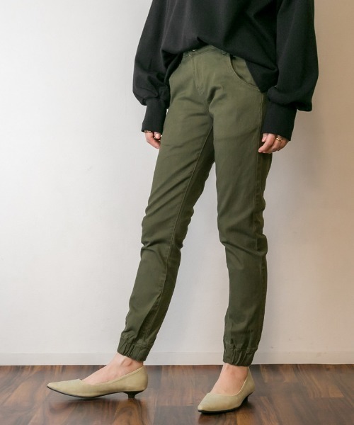 atONE(アットワン)の「atONE ツイルジョガーパンツ(その他パンツ・レディース・ブラック/ベージュ/カーキ・LL/3L/4L/L/M)」の16枚目の写真