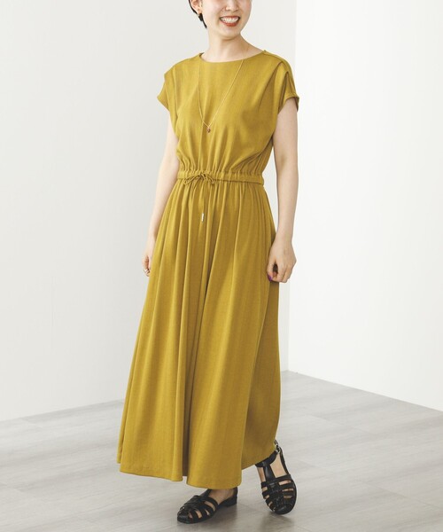 BEAMS HEART（ビームスハート）の「BEAMS HEART / 肩タック ドロストワンピース（ワンピース・レディース・ブラウン系その他4/イエロー系その他5/ブラック/グリーン・FREE）」の5枚目の写真