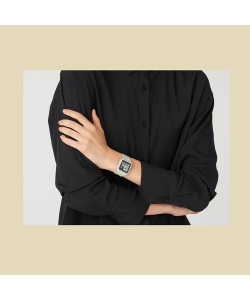 CASIO(カシオ)の「CASIO CLASSIC / LF-20W-8AJF(デジタル腕時計・メンズ・ライトグレー・FREE)」の2枚目の写真