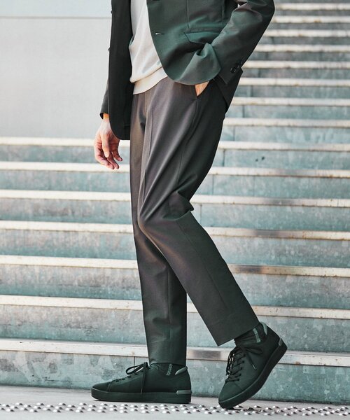 EDIFICE（エディフィス）の「"速乾＆シワ防止機能" シアサッカー ストレッチ スラックス イージーパンツ（スラックス・メンズ・チャコールグレー/ベージュ/ネイビー・SMALL/X-LARGE/LARGE/MEDIUM）」の14枚目の写真