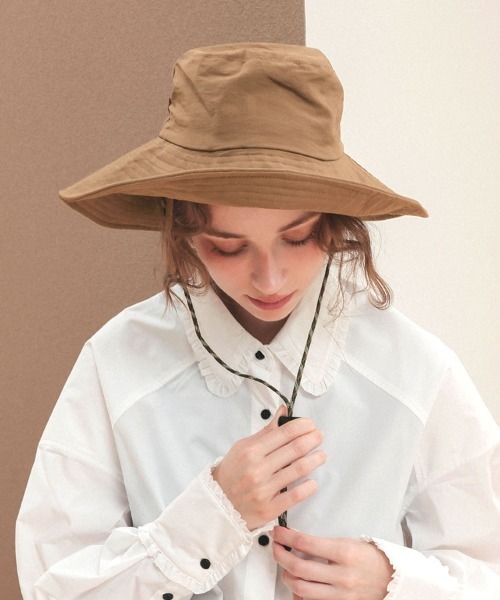 DONOBAN(ドノバン)の「パッカブル撥水つば広ハット(ハット・レディース・ブラック/ダークベージュ/キャメル・ONESIZE)」の17枚目の写真