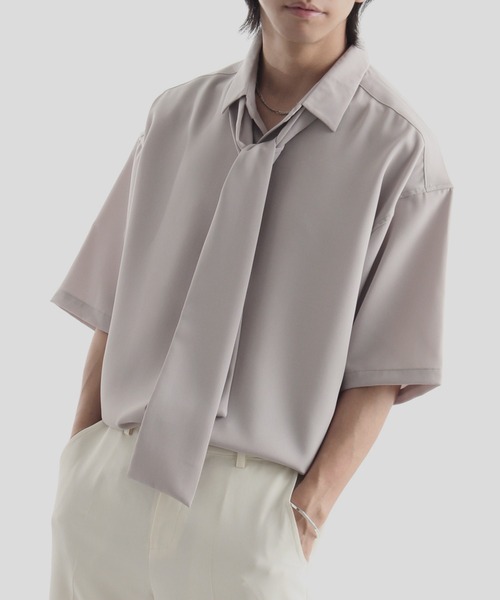 Art re A select（アトリエセレクト）の「DRAPE BOWTIE LOOSE SHIRTS/2way ボウタイ ドレープ トロミ ルーズ 半袖 レギュラーシャツ（シャツ/ブラウス・メンズ・ブラック/グレイッシュベージュ/ホワイト・L/M）」の21枚目の写真