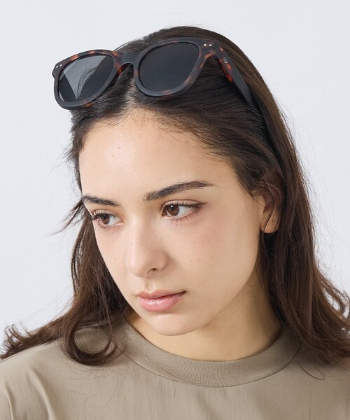 IZIPIZI(イジピジ)の「【IZIPIZI/イジピジ】SUN #N/ウェリントン型 サングラス / ユニセックス(サングラス・メンズ・ブラック/イエロー/グリーン/その他1/その他2/ブラウン/シルバー/アイボリー・フリー)」の17枚目の写真
