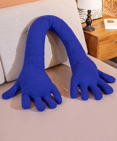 aimoha（アイモハ）の「aimoha home 手　ハッグ　ぬいぐるみ　癒しクッション（クッション/クッションカバー・レディース・グリーン/ブラウン/ホワイト/レッド/ブルー/ピンク/イエロー・FREE）」の4枚目の写真