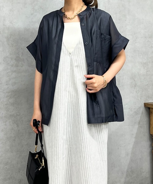 un dix cors（アンディコール）の「シアーボックスシャツ（シャツ/ブラウス・レディース・オフホワイト/チャコールグレー/オレンジ/グリーン・FREE）」の2枚目の写真