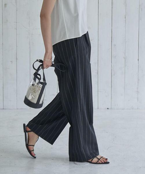 coen（コーエン）の「リネン混タックイージーパンツ（スラックス・レディース・ブラック/ベージュ・S/M/L）」の3枚目の写真