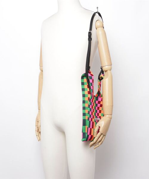 LASTFRAME（ラストフレーム）の「LASTFRAME MULTI ICHIMATSU MARKET