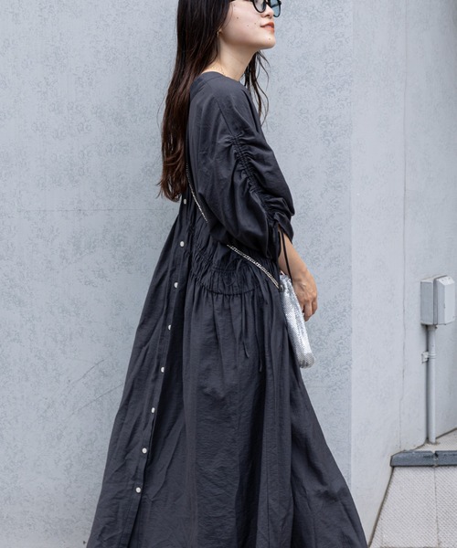CIAOPANIC TYPY（チャオパニックティピー）の「3WAYシアーリネンギャザーワンピース（ワンピース・レディース・オリーブ/チャコールグレー/ブラウン・ONE SIZE）」の21枚目の写真