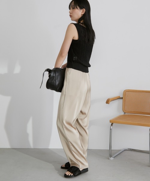 セール】【S,M,Lサイズ展開】タックサテンワイドスラックスパンツ