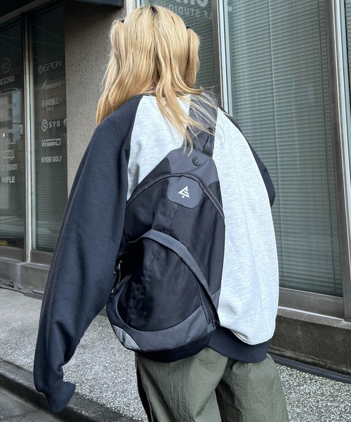 Confirm(コンファーム)の「【限定展開】ラグラン切替 / リブライン ビッグシルエット プルオーバースウェット カットソー ユニセックス 【Confirm】(スウェット・メンズ・チャコールグレー/カーキ/ネイビー/ブルー系その他/グレー系その他/グレー系・L/M)」の14枚目の写真