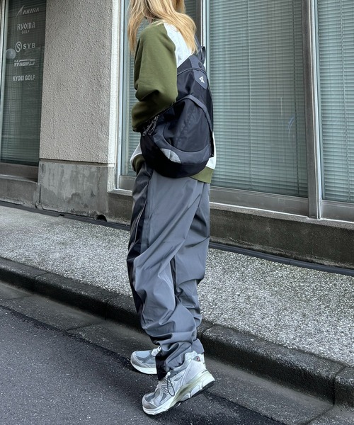 Confirm(コンファーム)の「【限定展開】ラグラン切替 / リブライン ビッグシルエット プルオーバースウェット カットソー ユニセックス 【Confirm】(スウェット・メンズ・チャコールグレー/カーキ/ネイビー/ブルー系その他/グレー系その他/グレー系・L/M)」の16枚目の写真