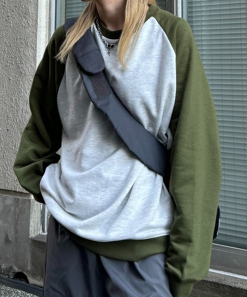 Confirm(コンファーム)の「【限定展開】ラグラン切替 / リブライン ビッグシルエット プルオーバースウェット カットソー ユニセックス 【Confirm】(スウェット・メンズ・チャコールグレー/カーキ/ネイビー/ブルー系その他/グレー系その他/グレー系・L/M)」の22枚目の写真