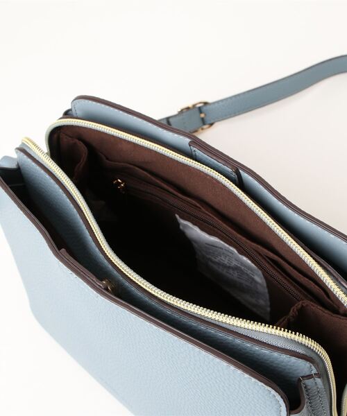 maison vert（メゾンヴェール）の「【多収納】アオリショルダーバッグ（ショルダーバッグ・レディース・ブラック/ライトグレー/ライトブルー・FREE）」の6枚目の写真