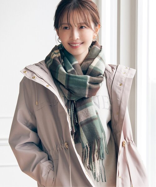 ikka（イッカ）の「抗菌加工マルチチェックマフラー（マフラー・レディース・ブルー/イエロー/レッド/パープル/グリーン/ブラック・FREE）」の13枚目の写真