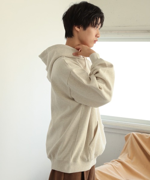 SENSE OF PLACE by URBAN RESEARCH（センスオブプレイスバイアーバンリサーチ）の「『別注』TeddyBear×SENSE OF PLACE　テディベアウラキモウパーカ（パーカー・メンズ・チャコールグレー/オートミール/ブルー/グリーン/レッド・LARGE/MEDIUM）」の16枚目の写真