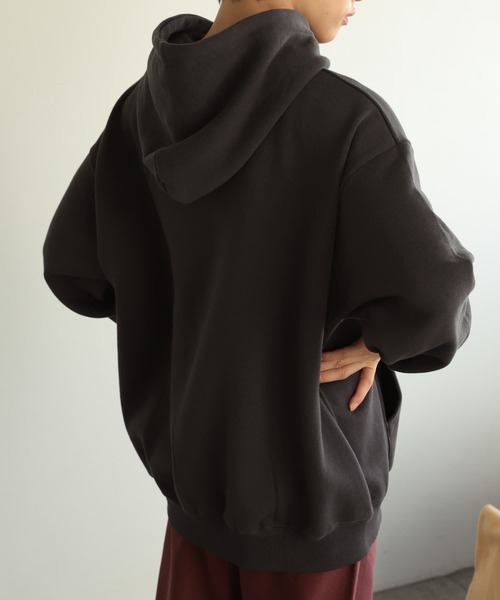 SENSE OF PLACE by URBAN RESEARCH（センスオブプレイスバイアーバンリサーチ）の「『別注』TeddyBear×SENSE OF PLACE　テディベアウラキモウパーカ（パーカー・メンズ・チャコールグレー/オートミール/ブルー/グリーン/レッド・LARGE/MEDIUM）」の22枚目の写真