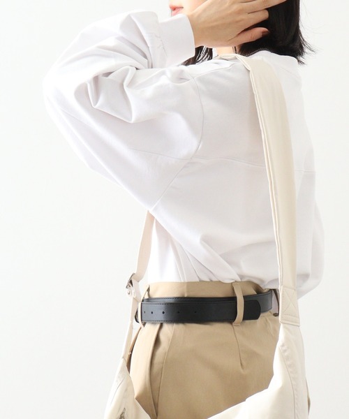 atONE(アットワン)の「atONE 袖ゆったりトレーナー(スウェット・レディース・ブラック/オートミール/ホワイト・4L~5L/LL~3L/M~L)」の6枚目の写真