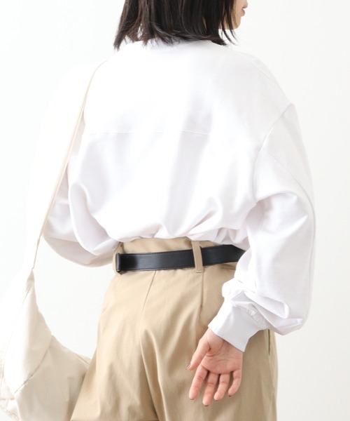 atONE(アットワン)の「atONE 袖ゆったりトレーナー(スウェット・レディース・ブラック/オートミール/ホワイト・4L~5L/LL~3L/M~L)」の8枚目の写真
