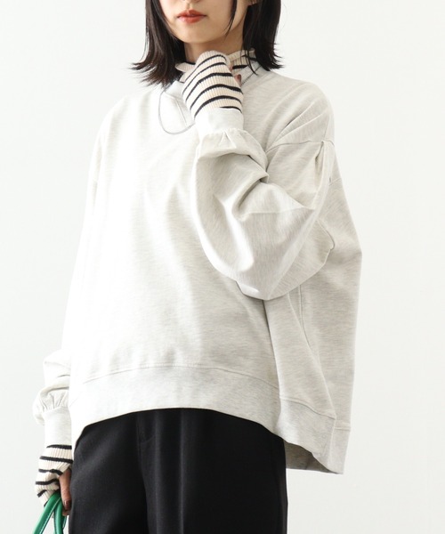 atONE(アットワン)の「atONE 袖ゆったりトレーナー(スウェット・レディース・ブラック/オートミール/ホワイト・4L~5L/LL~3L/M~L)」の15枚目の写真
