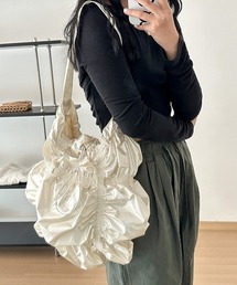 クシュクシュバッグ