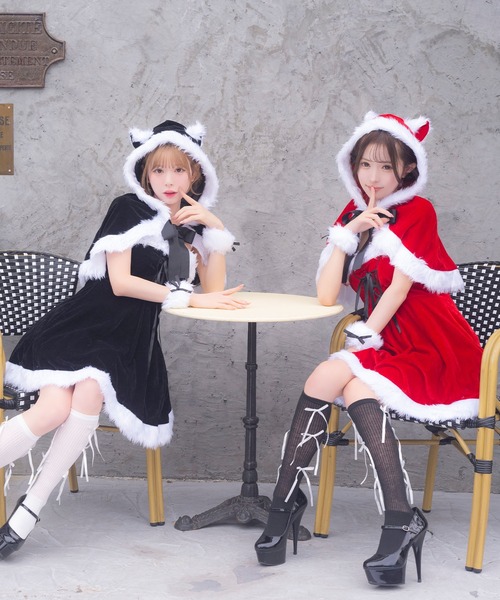 Tika（ティカ）の「サンタ コスプレ ブラック かわいい ケープ付き ふわふわ ファー レースアップ ベアトップ ノースリーブ フレア ミニ ワンピース 4点セット クリスマス コスチューム サンタコス（コスチューム/パーティーグッズ・レディース・ブラック・M）」の20枚目の写真